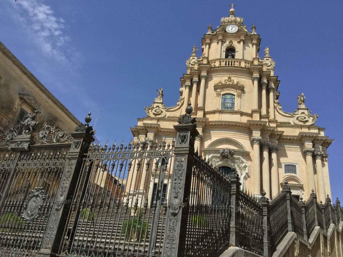 Giumbabulla Luxury House Panzió Ragusa Kültér fotó