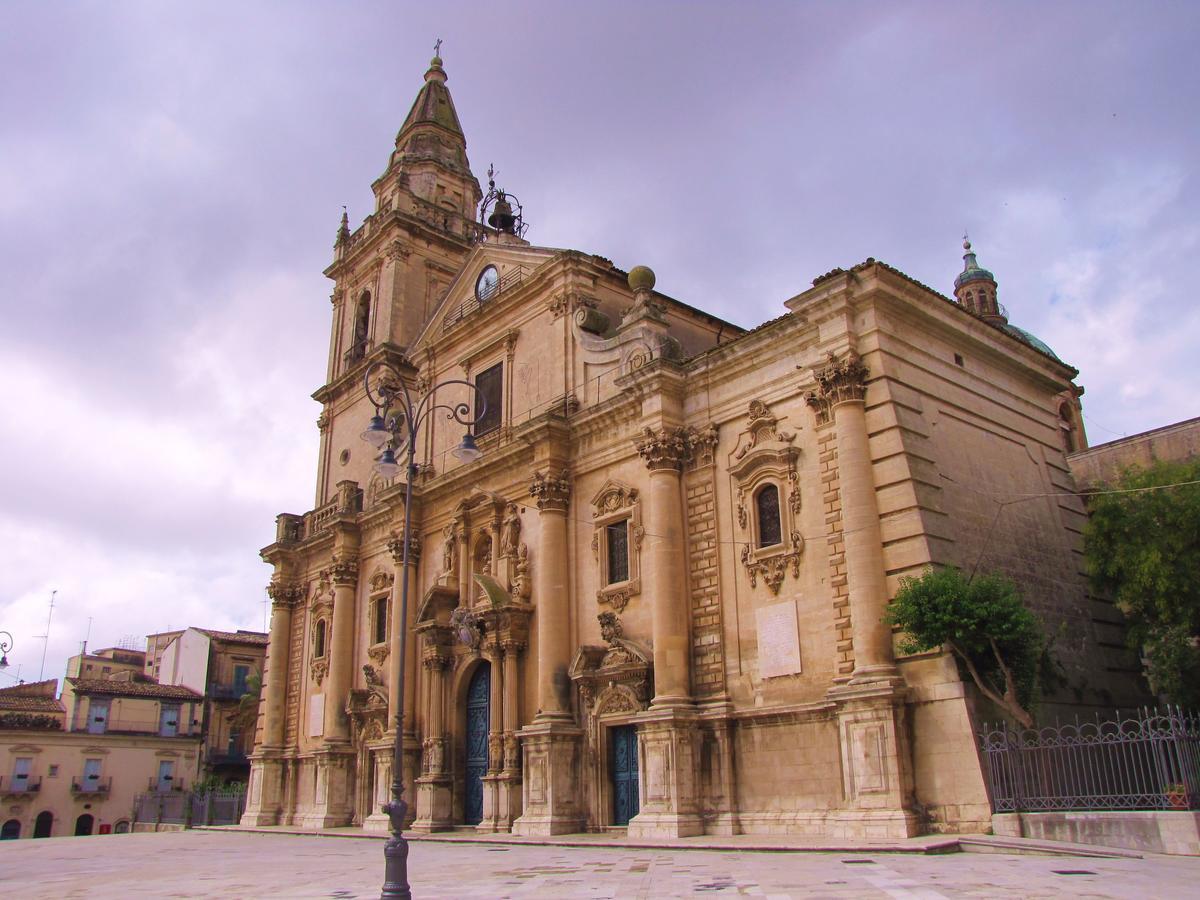 Giumbabulla Luxury House Panzió Ragusa Kültér fotó
