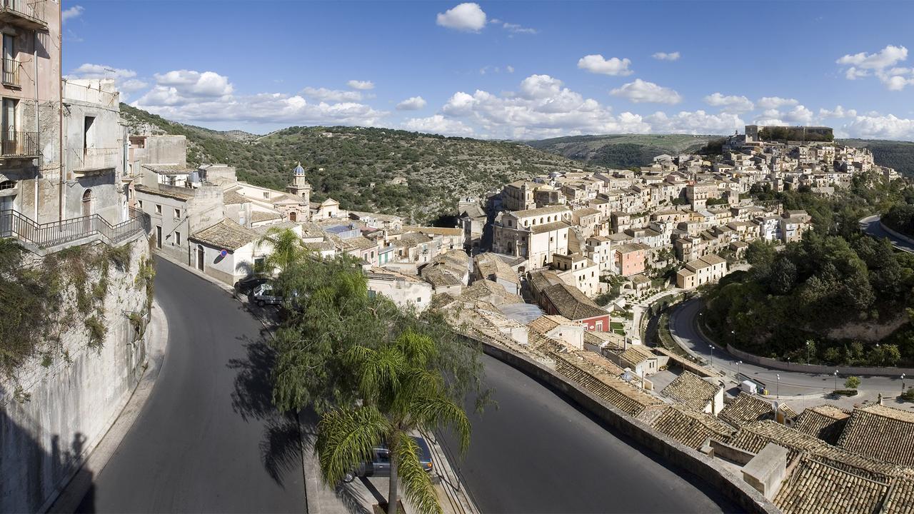Giumbabulla Luxury House Panzió Ragusa Kültér fotó